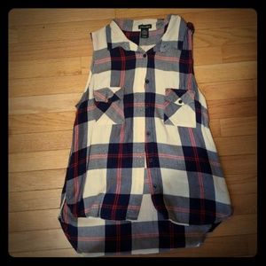 High low sleeveless shirt
